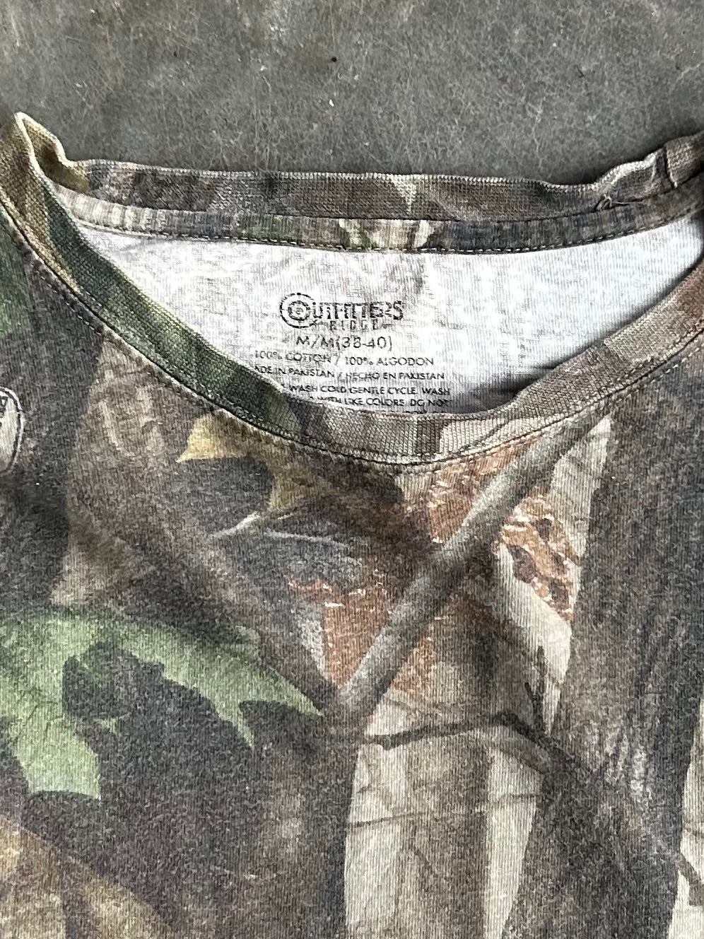 Vintage Outfitters Ridge Realtree Long Sleeve Camo Tee - M