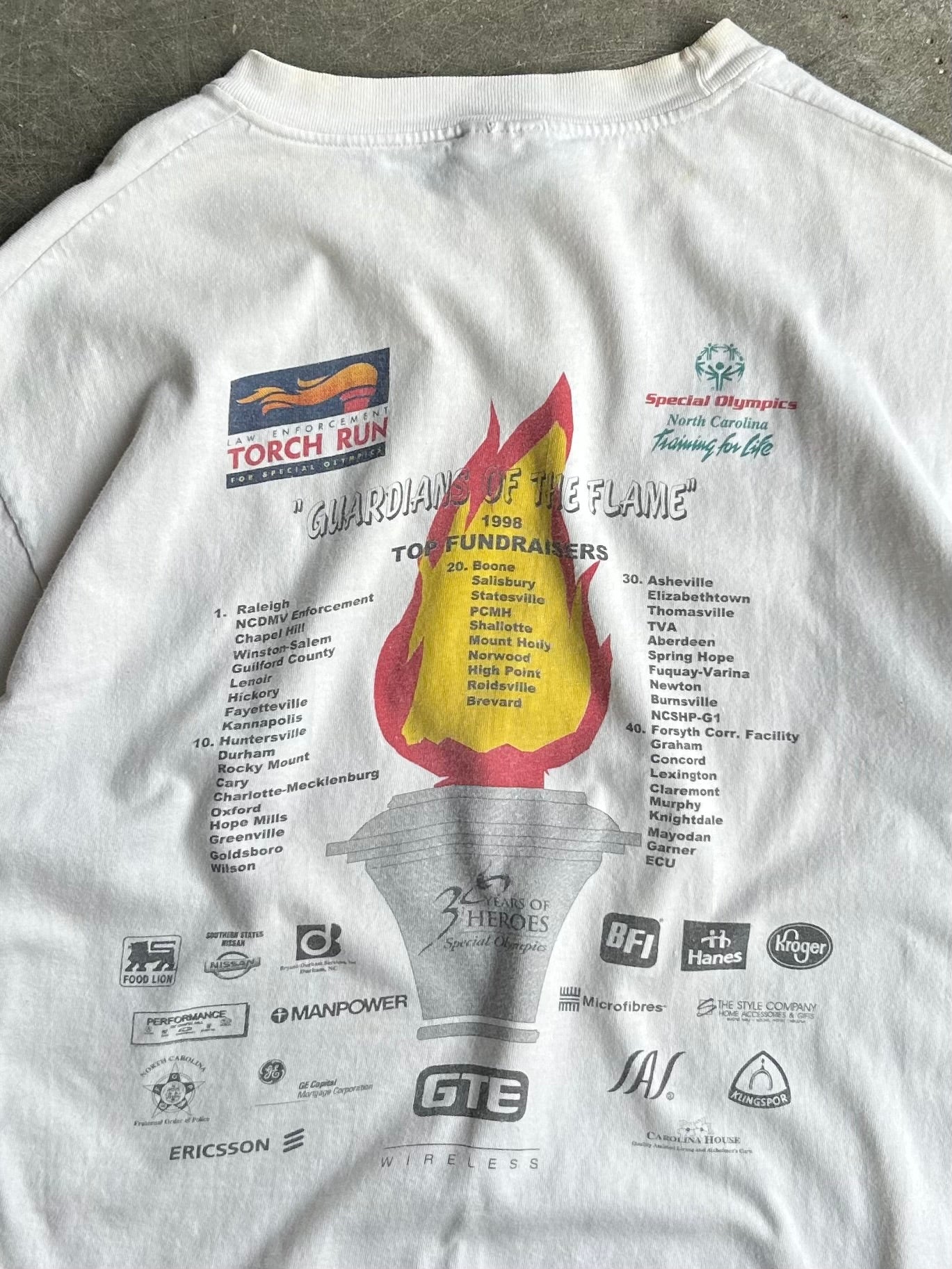 Vintage North Carolina Law Enforcement Torch Run Shirt - L