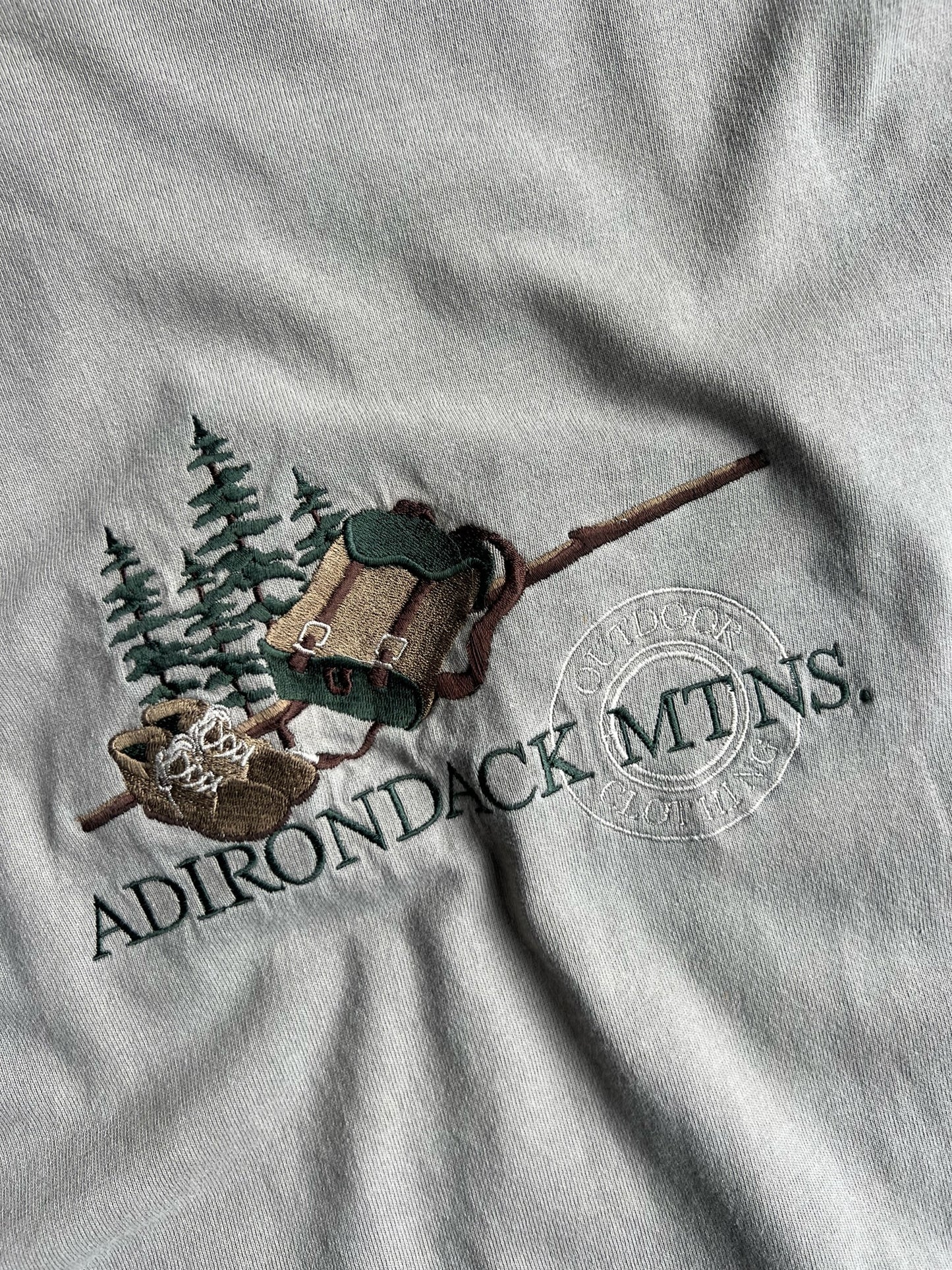 Vintage Embroidered Adirondack Mountains Shirt - XL