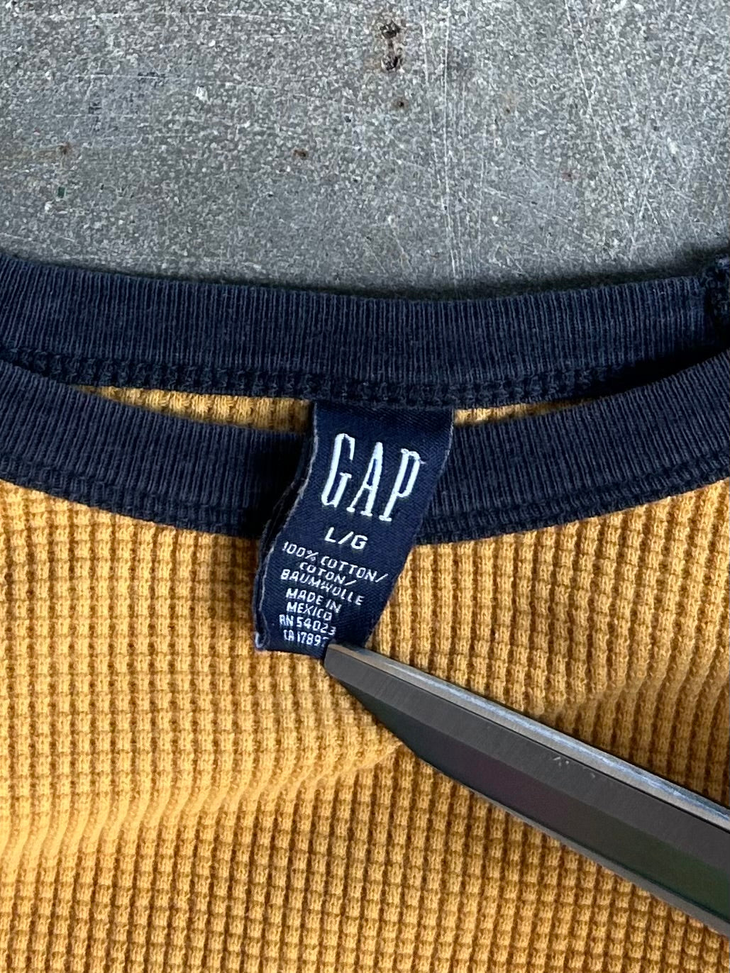 Vintage GAP Yellow and Navy Thermal - L