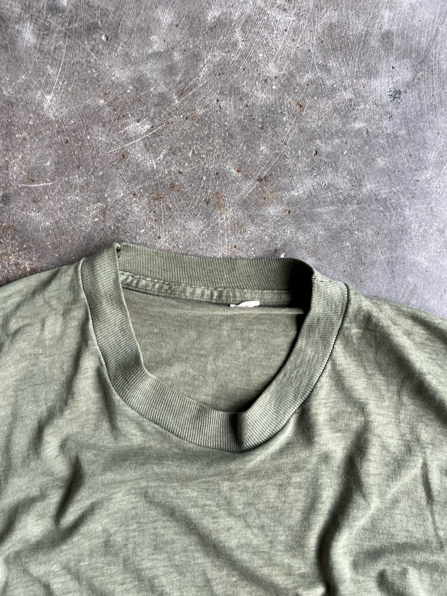 Vintage Olive Green Blank Shirt - M