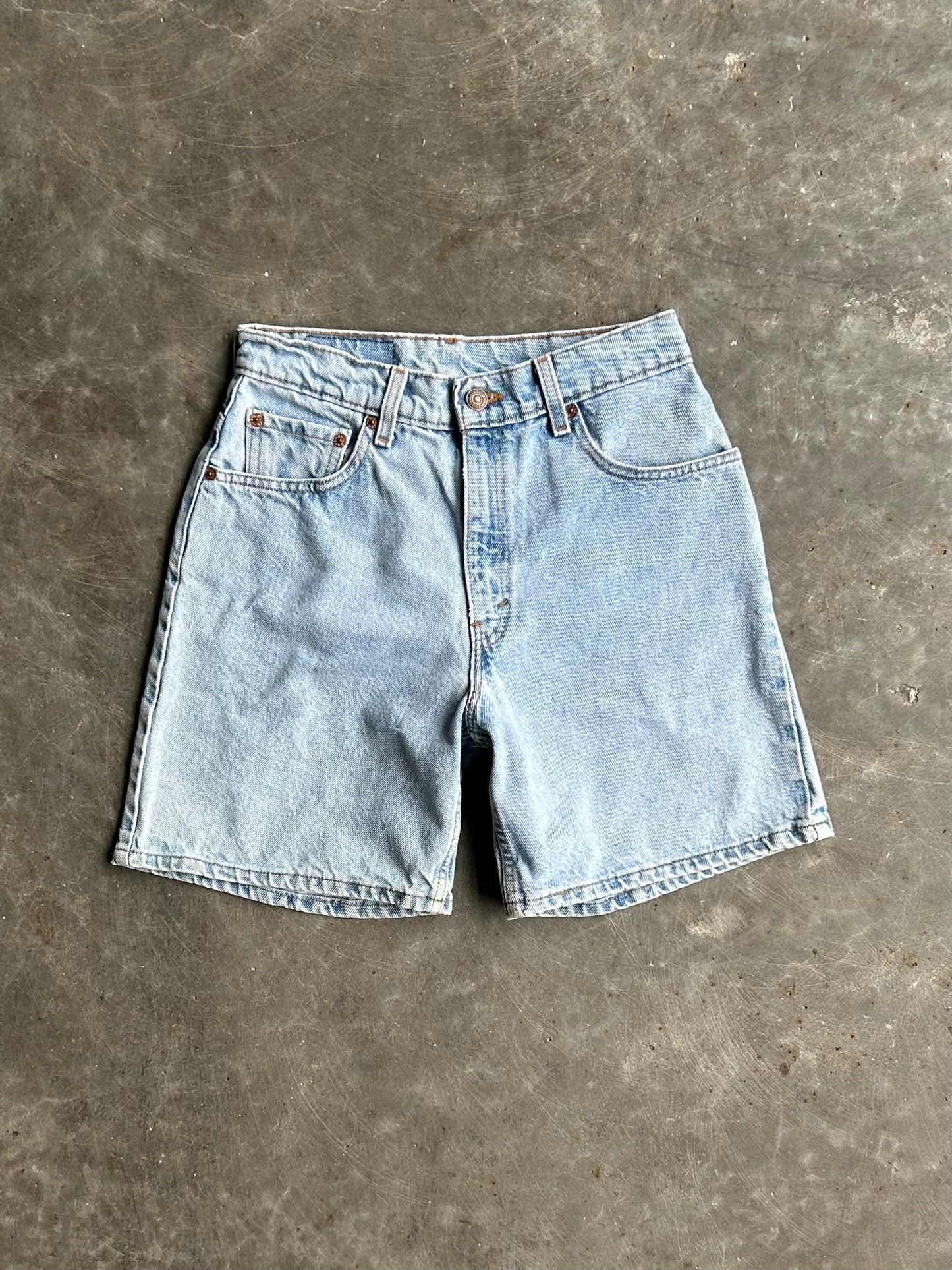 Vintage Levi’s 550 Red Tab Denim Shorts - 24