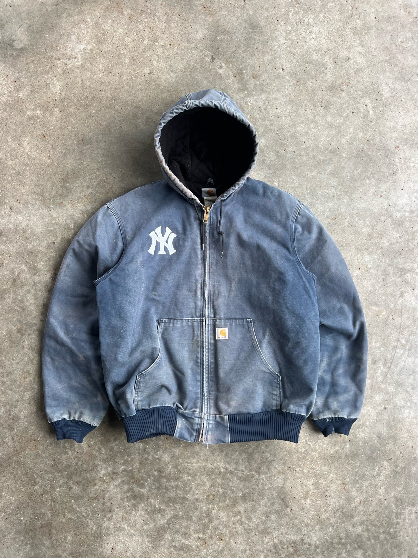 Vintage Faded Navy Yankees Hooded Carhartt Jacket - L