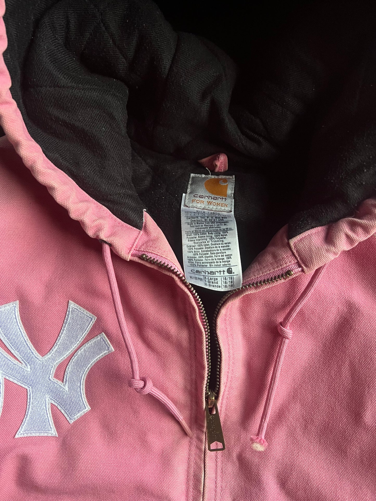 Vintage Pink Yankees Carhartt Jacket - XL