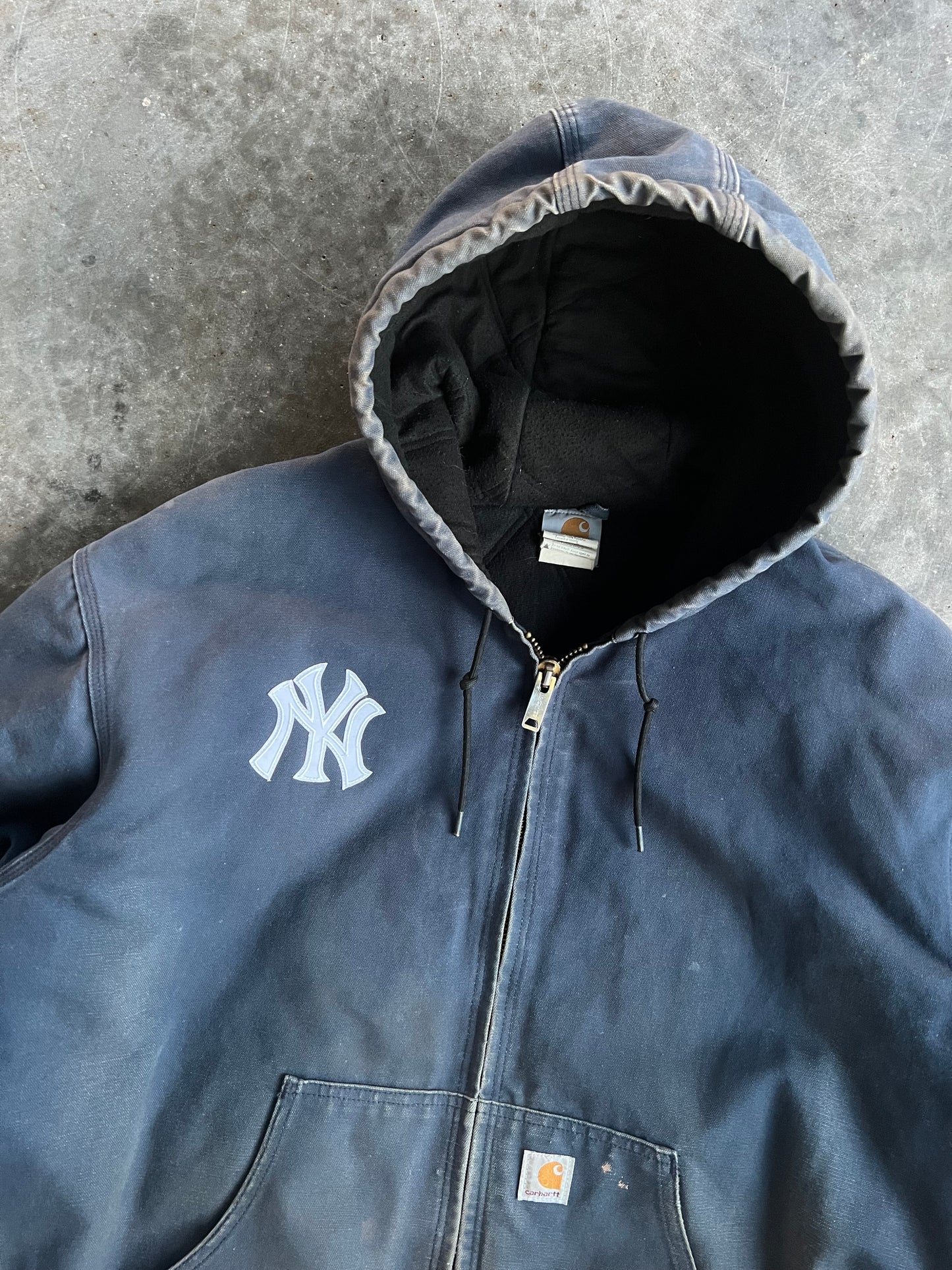 Vintage Navy Yankees Hooded Carhartt Jacket - XXXL