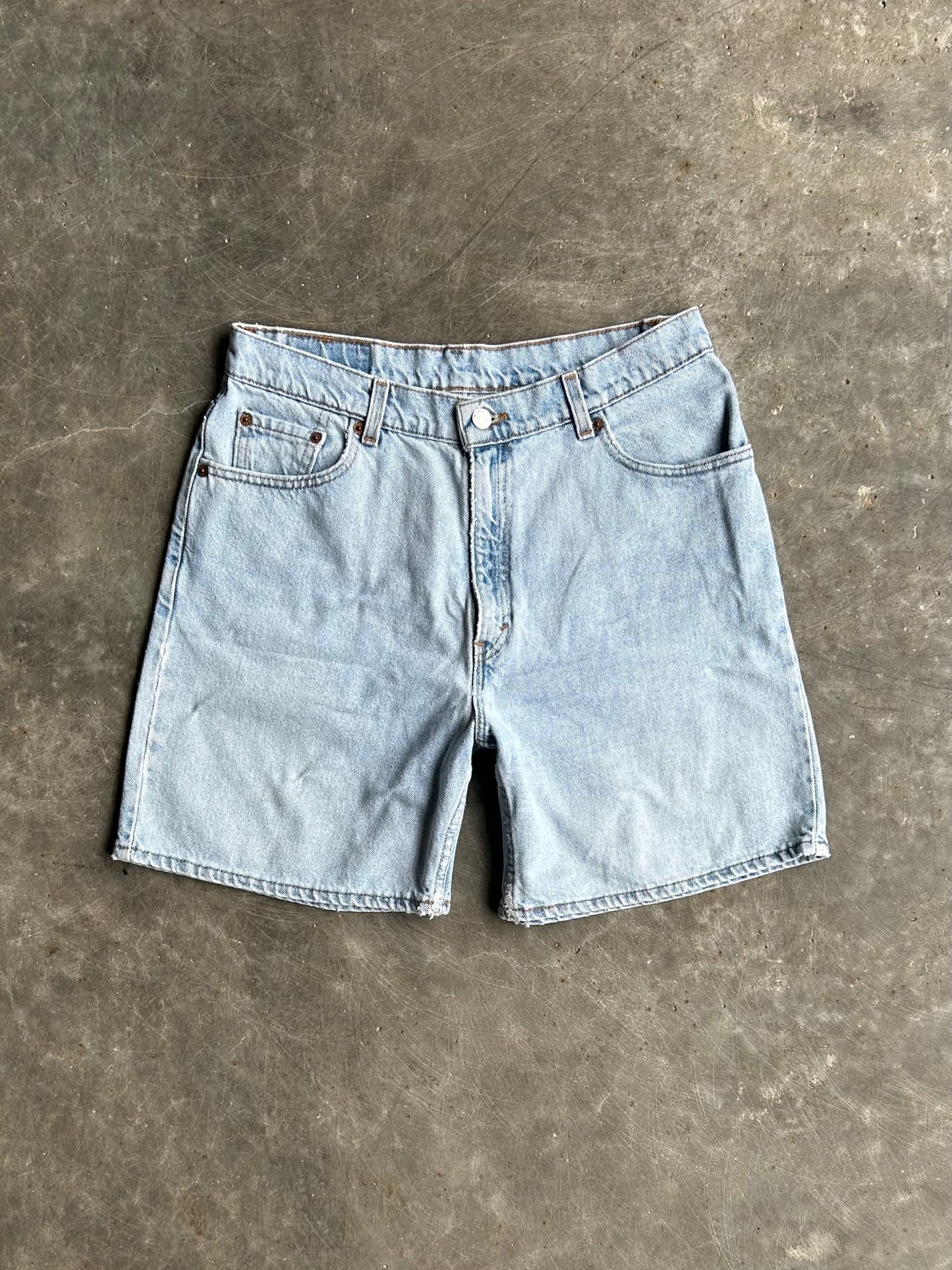 Vintage Levi’s Red Tab Denim Shorts - 30