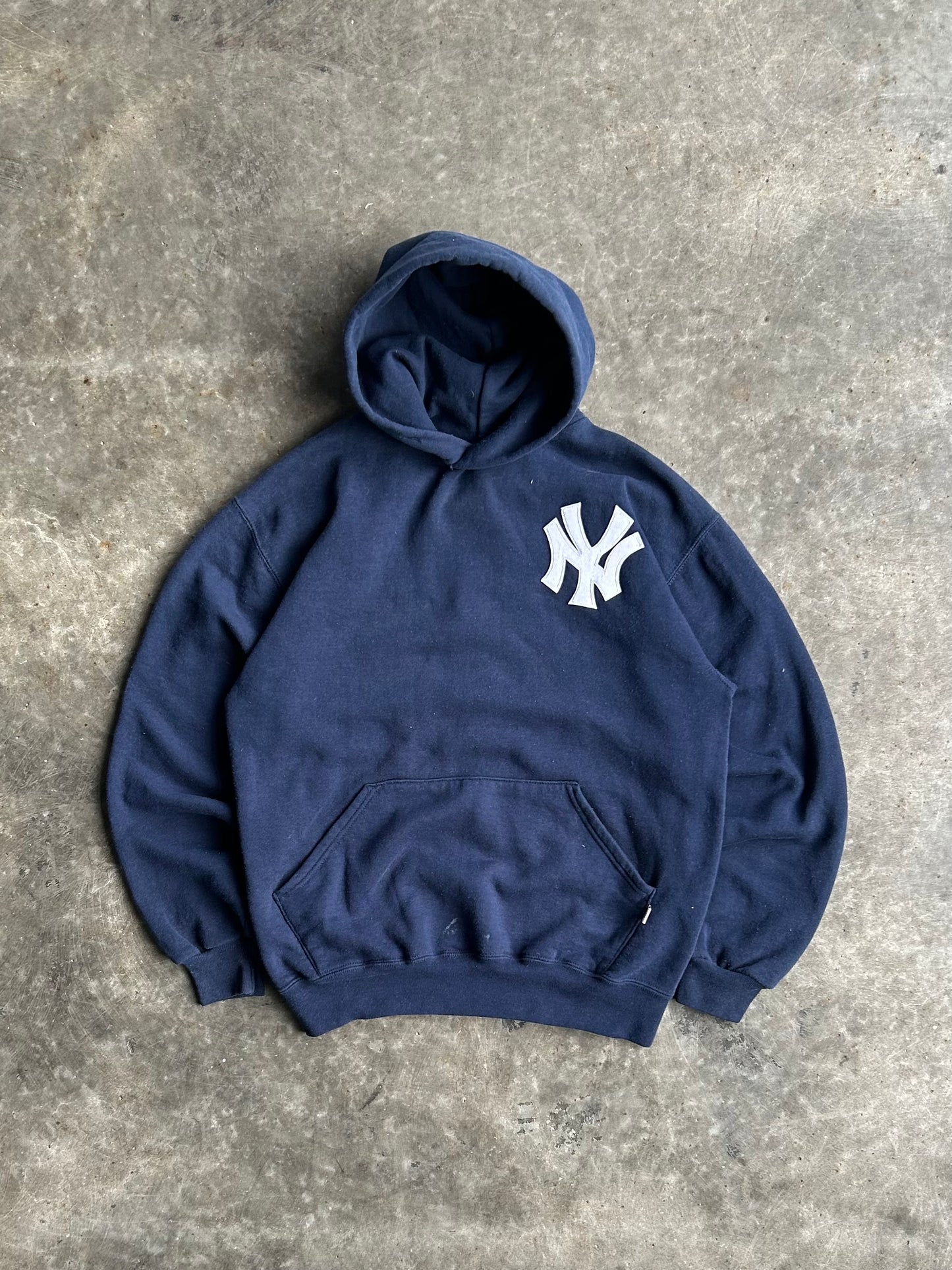 Vintage Navy NY Yankees Russell Hoodie - M