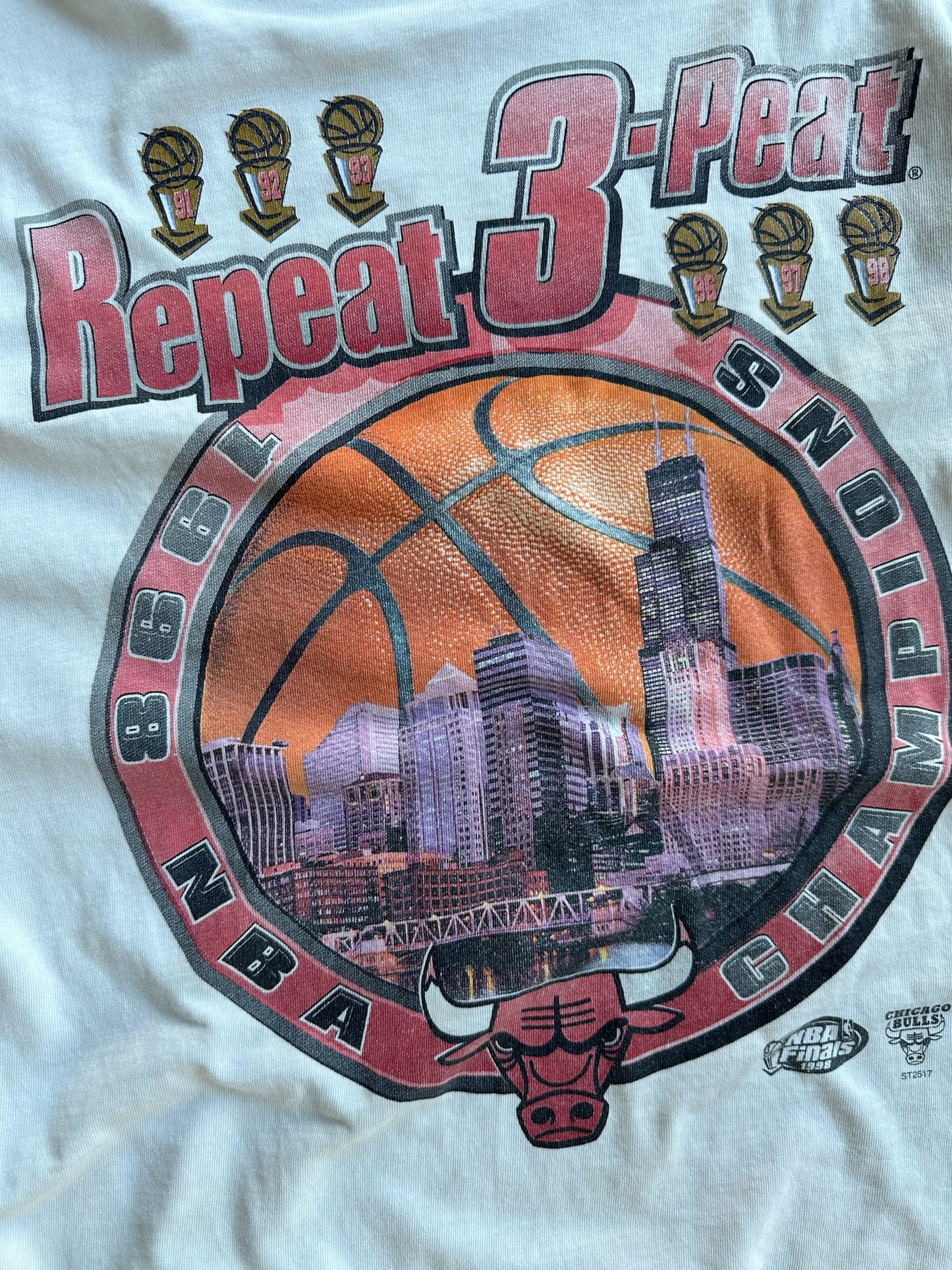 Vintage Chicago Bulls Three Peat Shirt - L