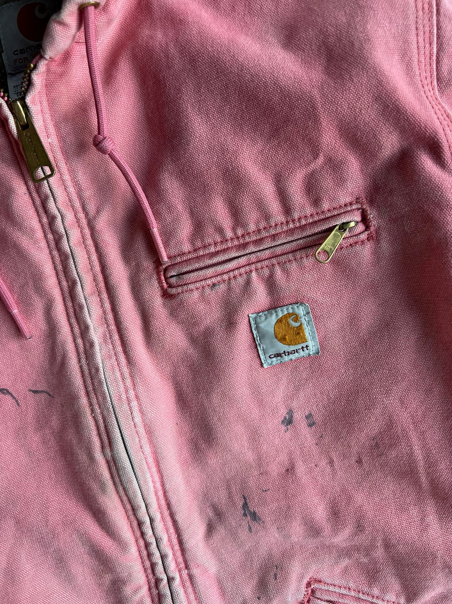 Vintage Baby Pink Sherpa Lined Carhartt Jacket - L