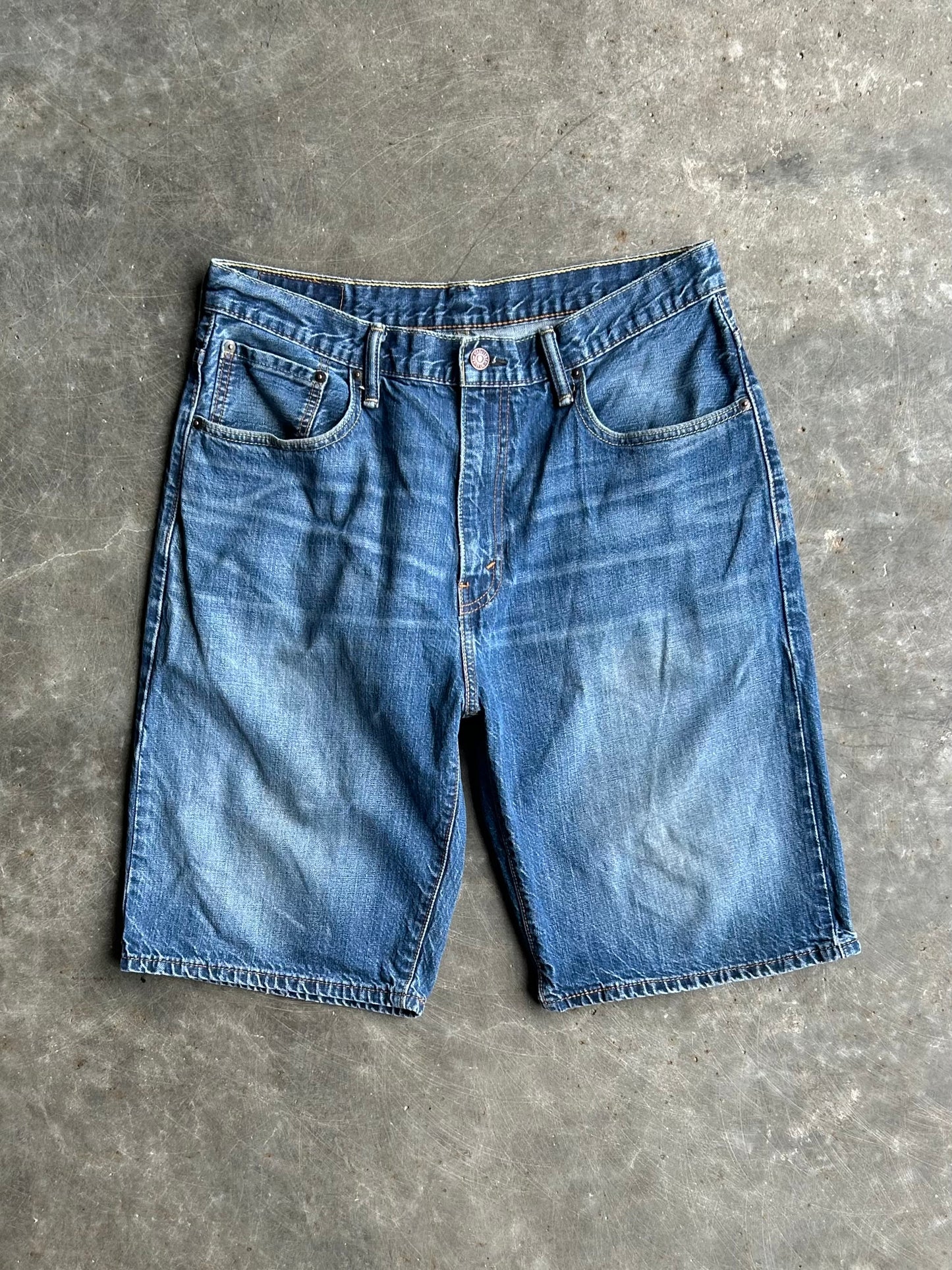 Vintage Levi’s 569 Red Tab Denim Shorts - 30