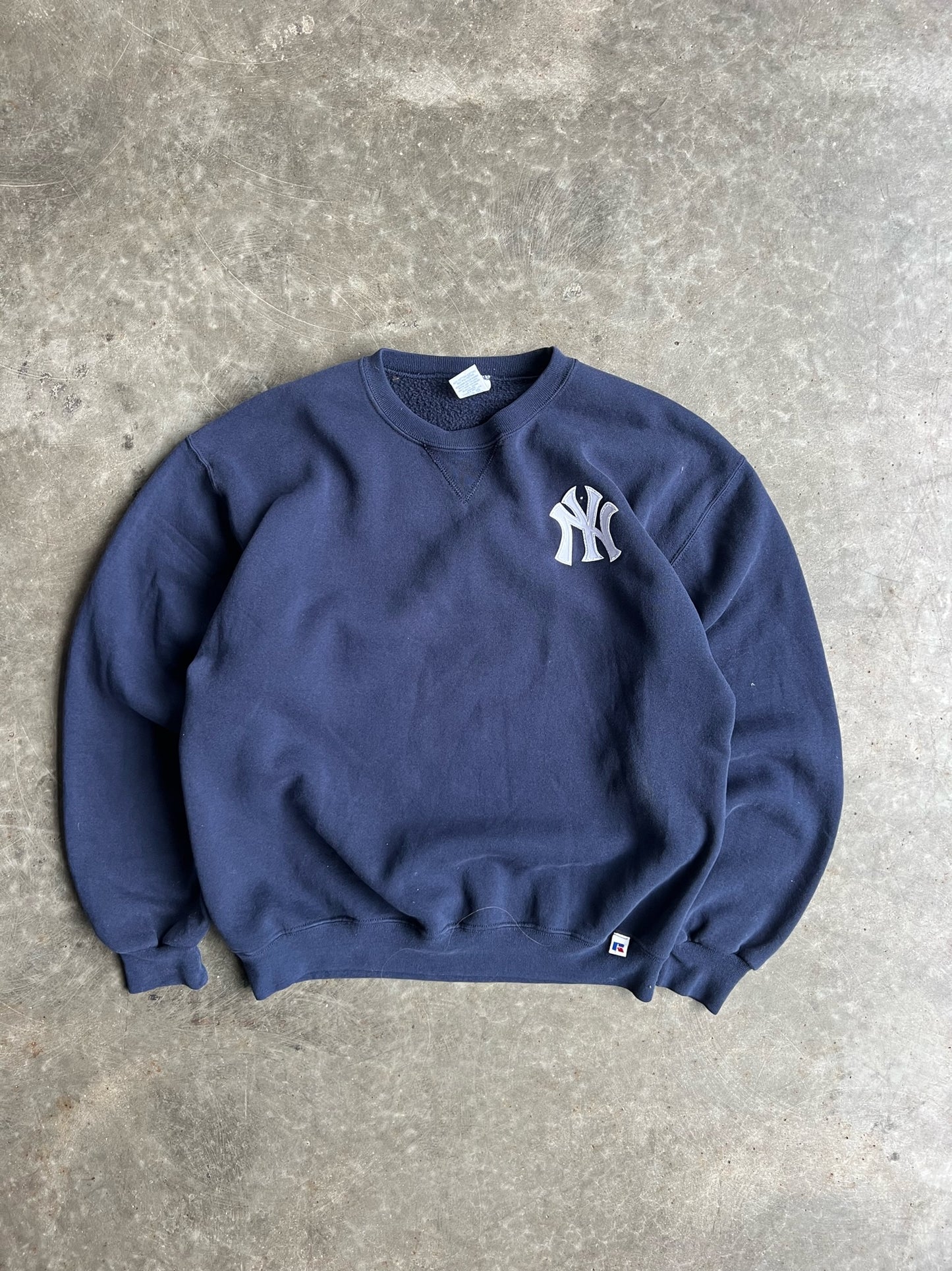 Vintage Navy Yankees Russell Crew - L