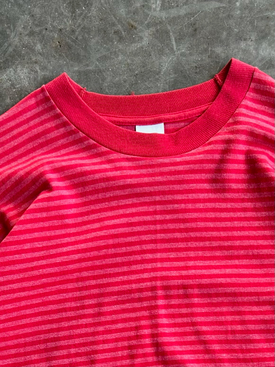 Vintage Red Striped Cropped Tee - XL