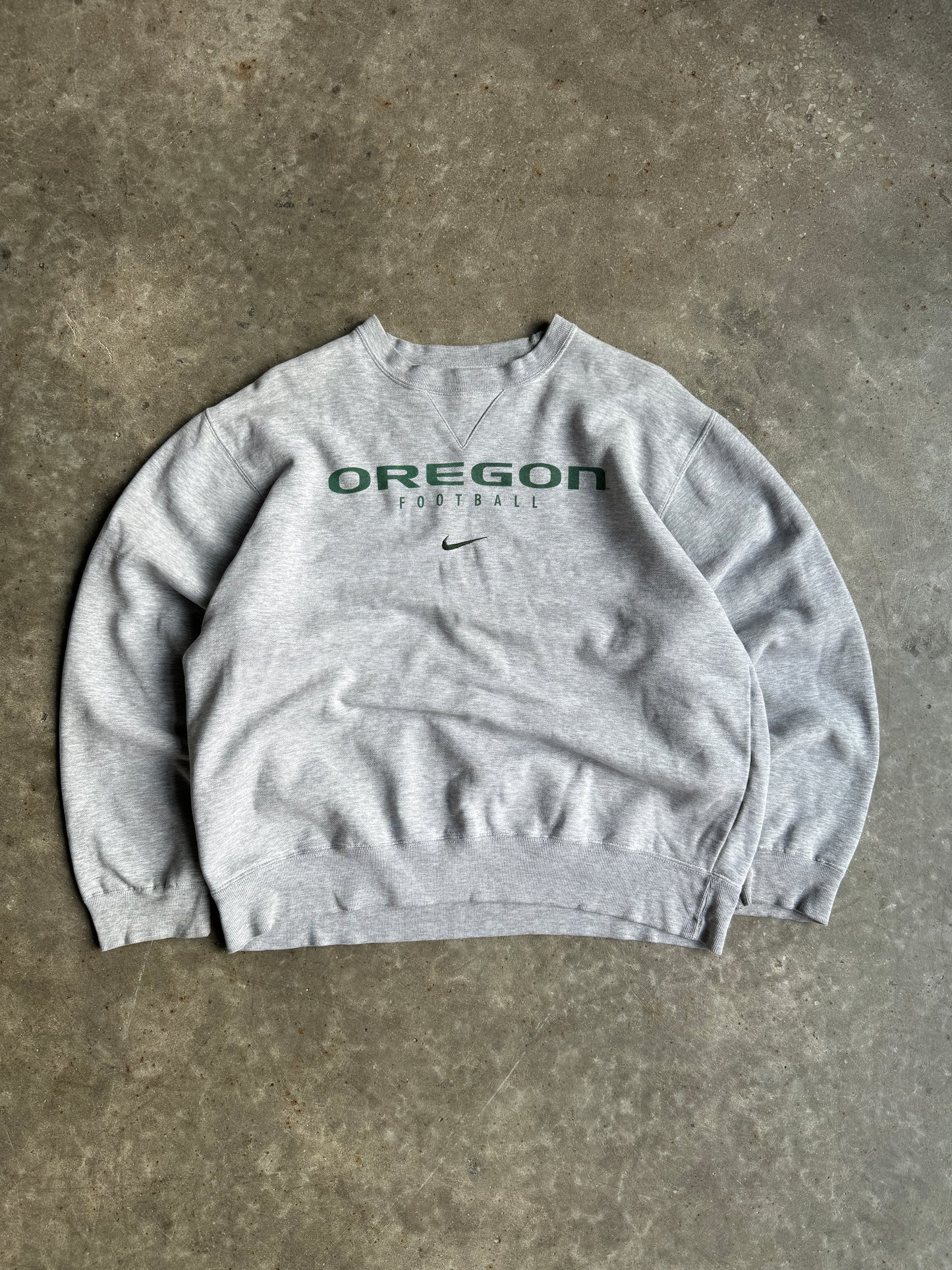 Vintage Nike Oregon Football Crew - M