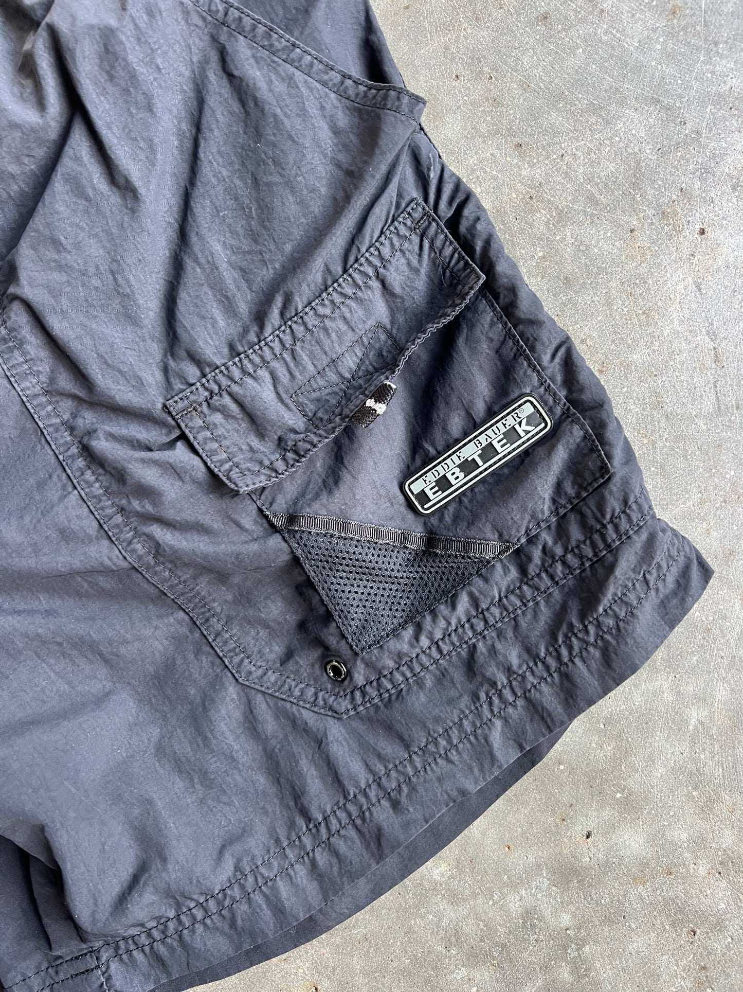 Vintage Black Eddie Bauer Ebtek Shorts - M