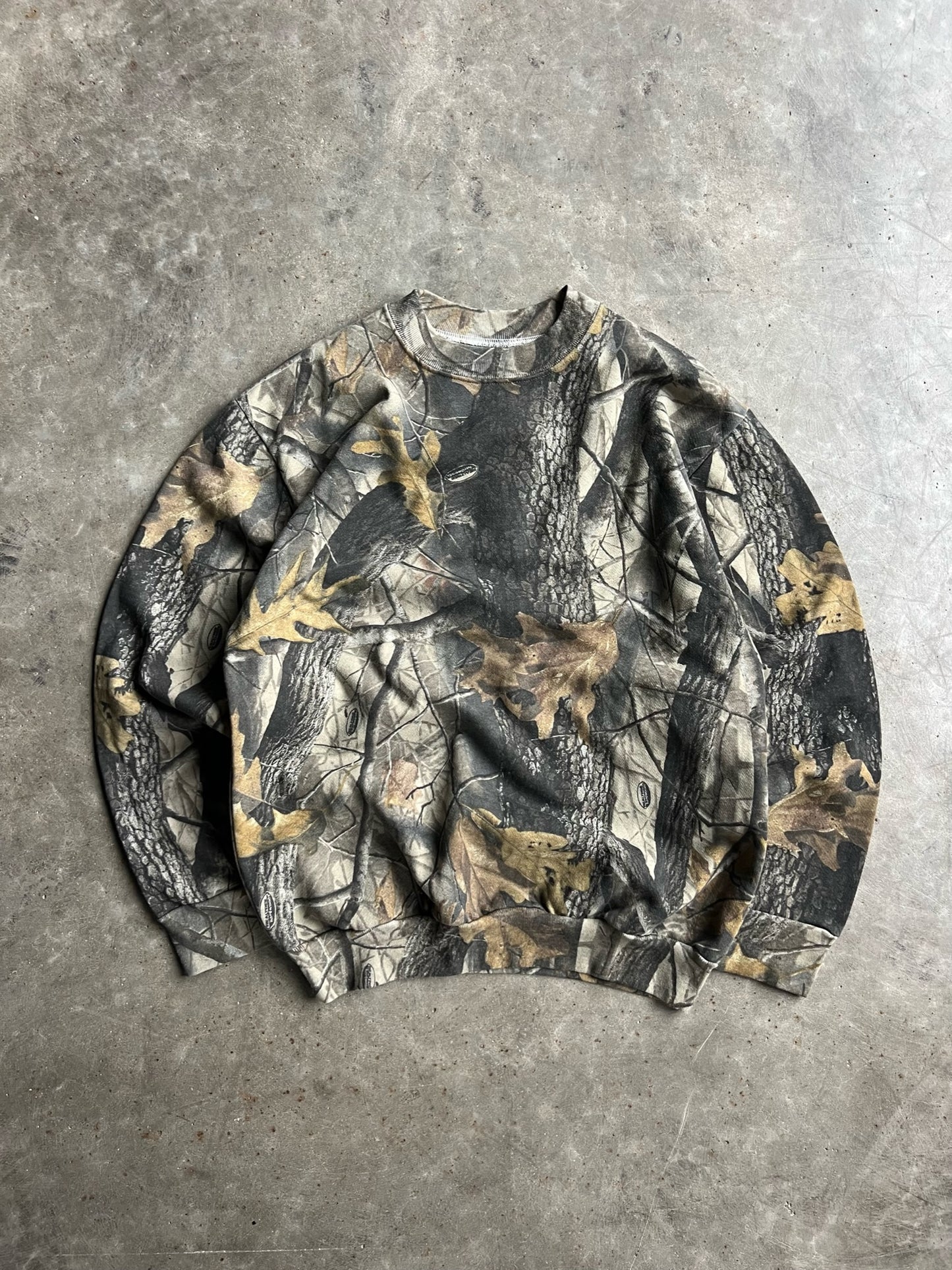 Vintage Outdoor Ace Outfitters Real Tree Hardwood Camo Crew - M