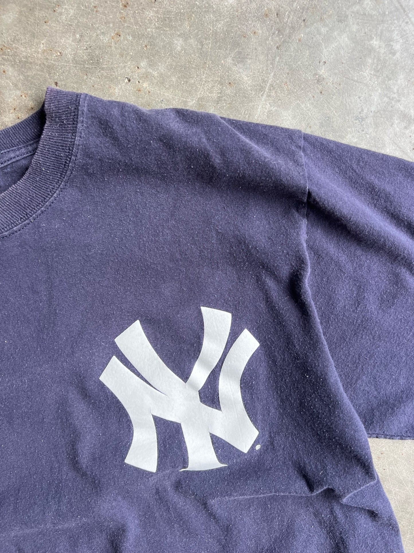 Vintage Navy Cropped Yankees Shirt - L