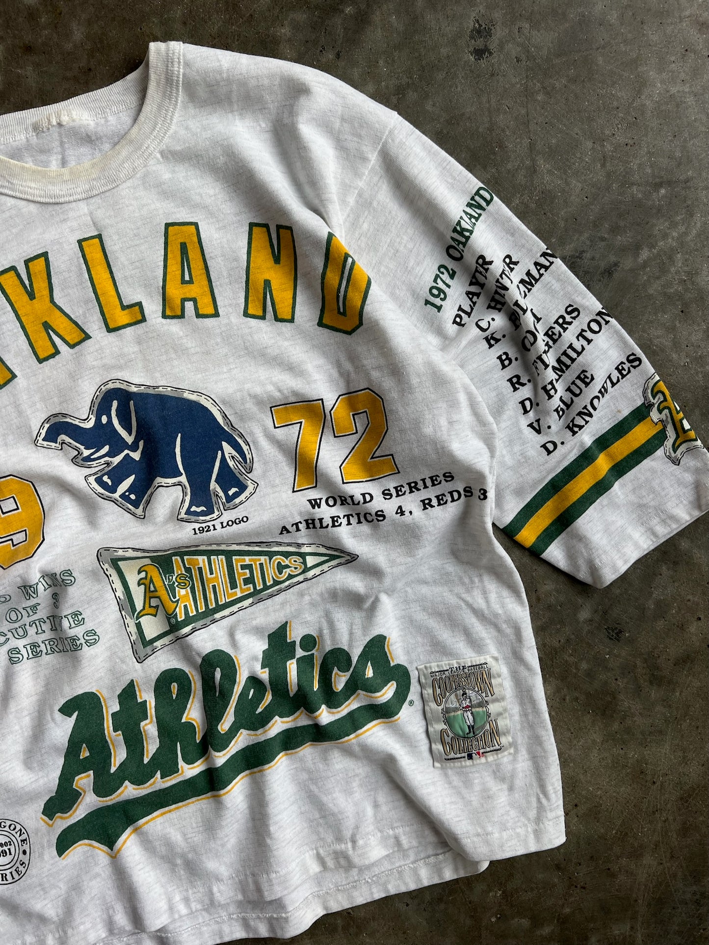 Vintage Oakland Athletics Single Stitch Long Gone Shirt - XL