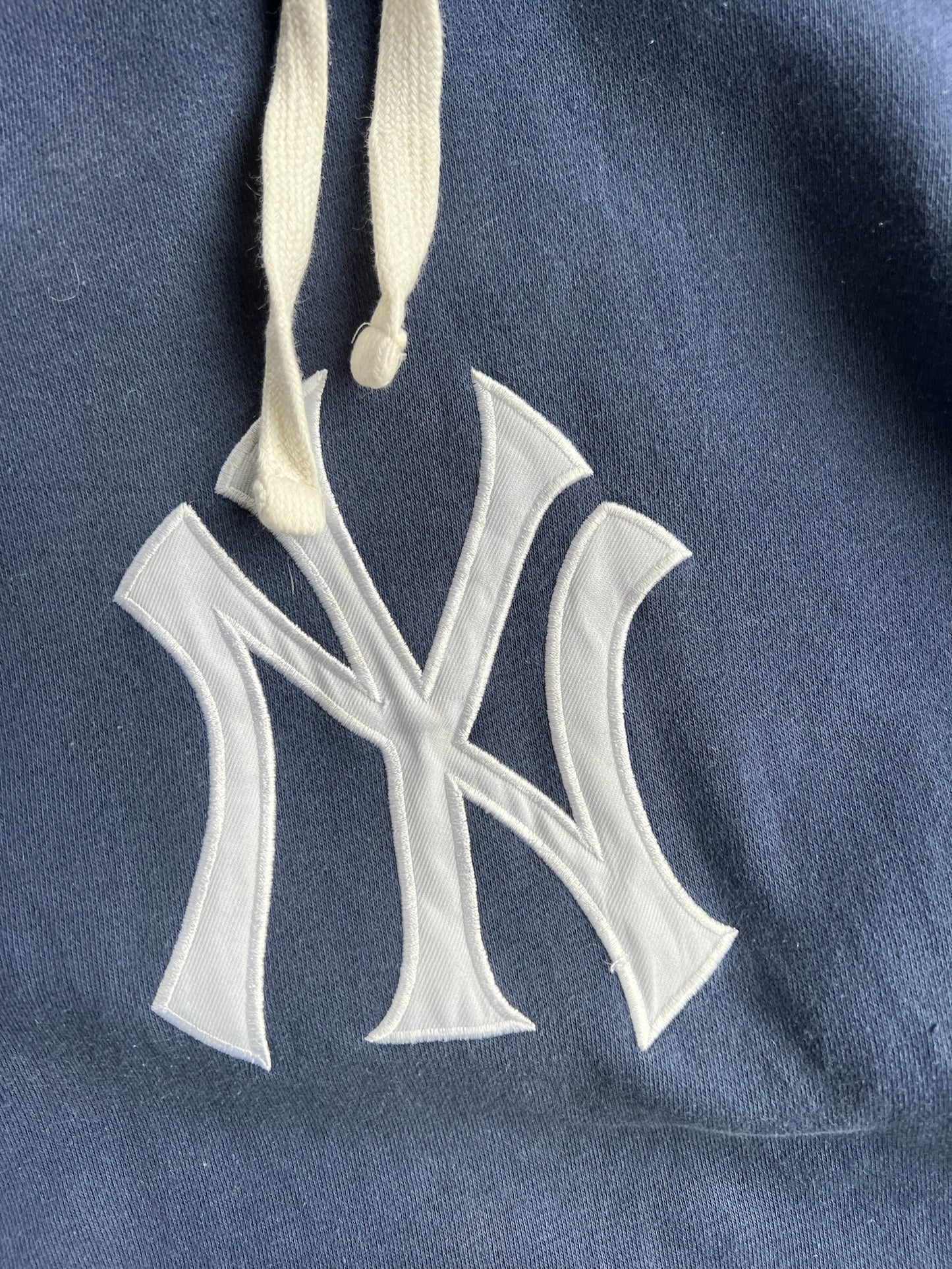 Vintage Navy Yankees Hoodie - XXL