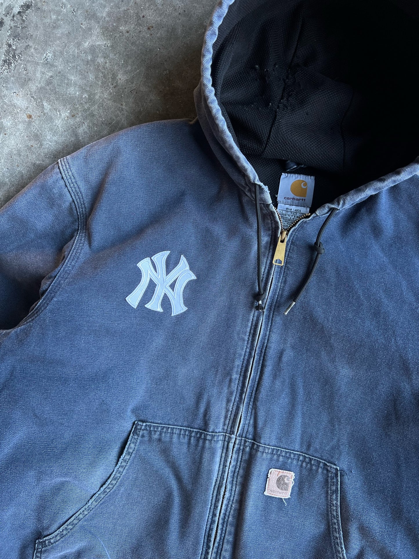 Vintage Yankees Navy Hooded Carhartt Jacket - XL