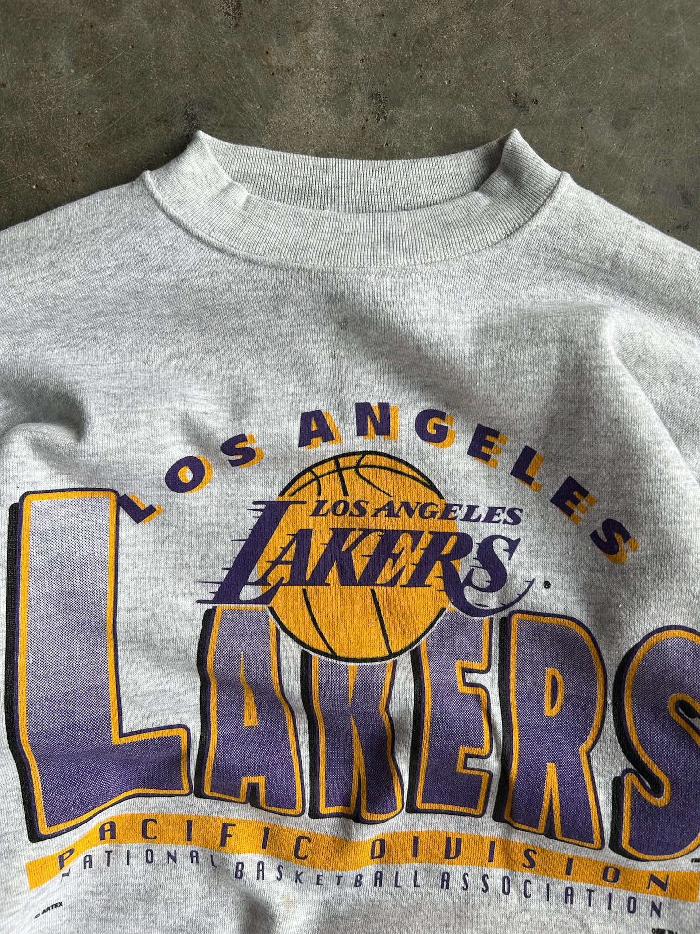 Vintage Grey LA Lakers Crew - L