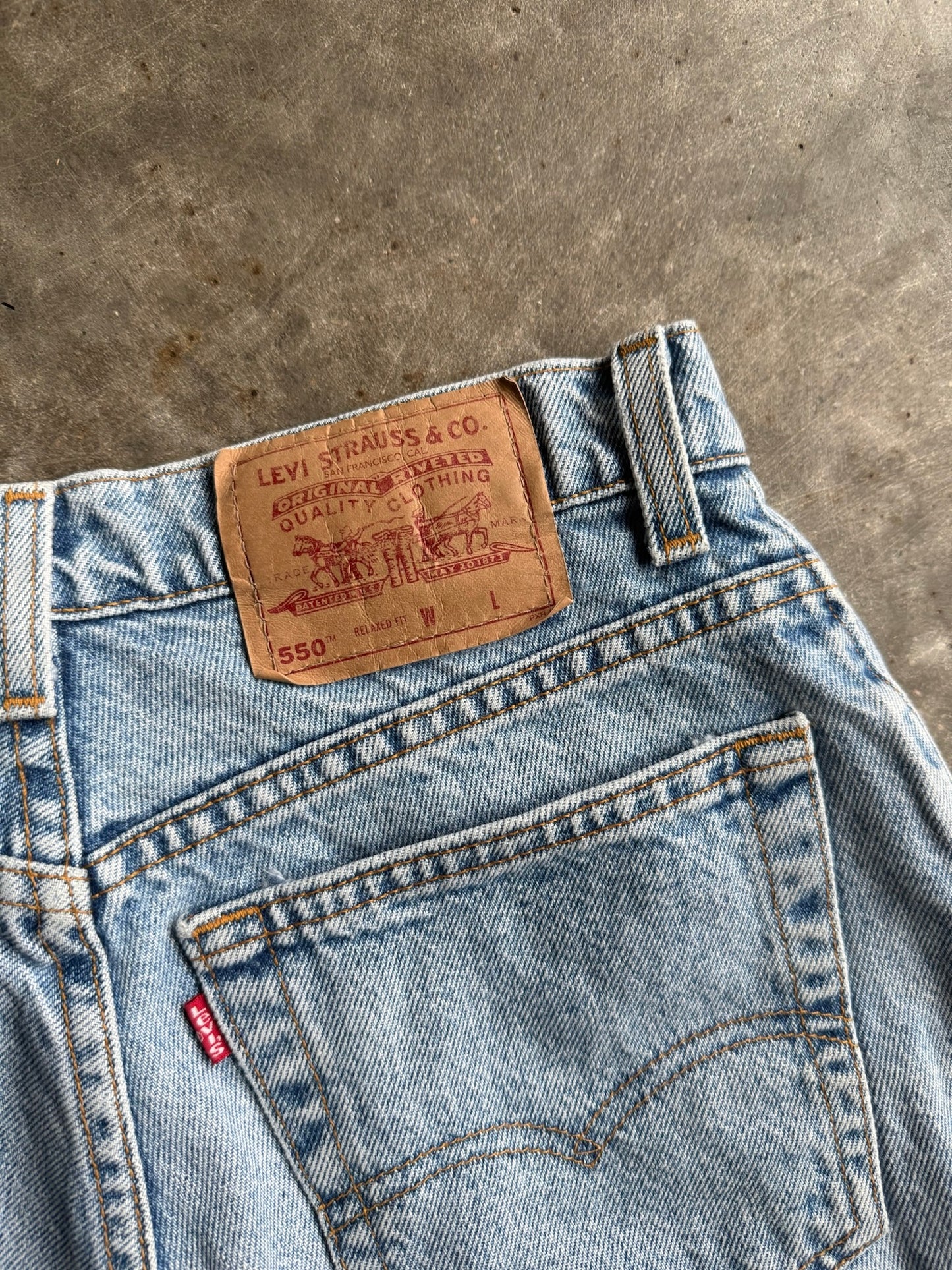 Vintage Levi’s Denim Shorts - 30