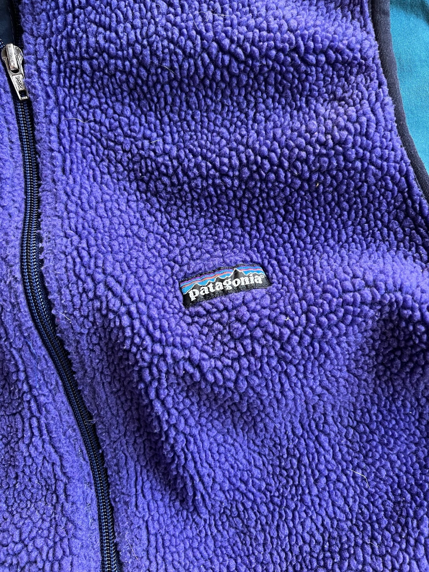 Vintage Purple Fleece Patagonia Zip Up Vest - XL