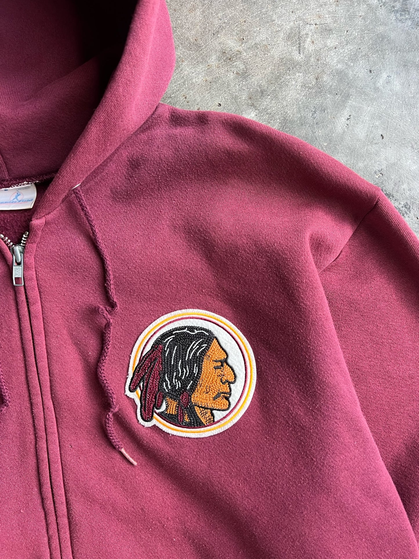 Vintage Maroon Washington Redskins Zip Up Hoodie - L