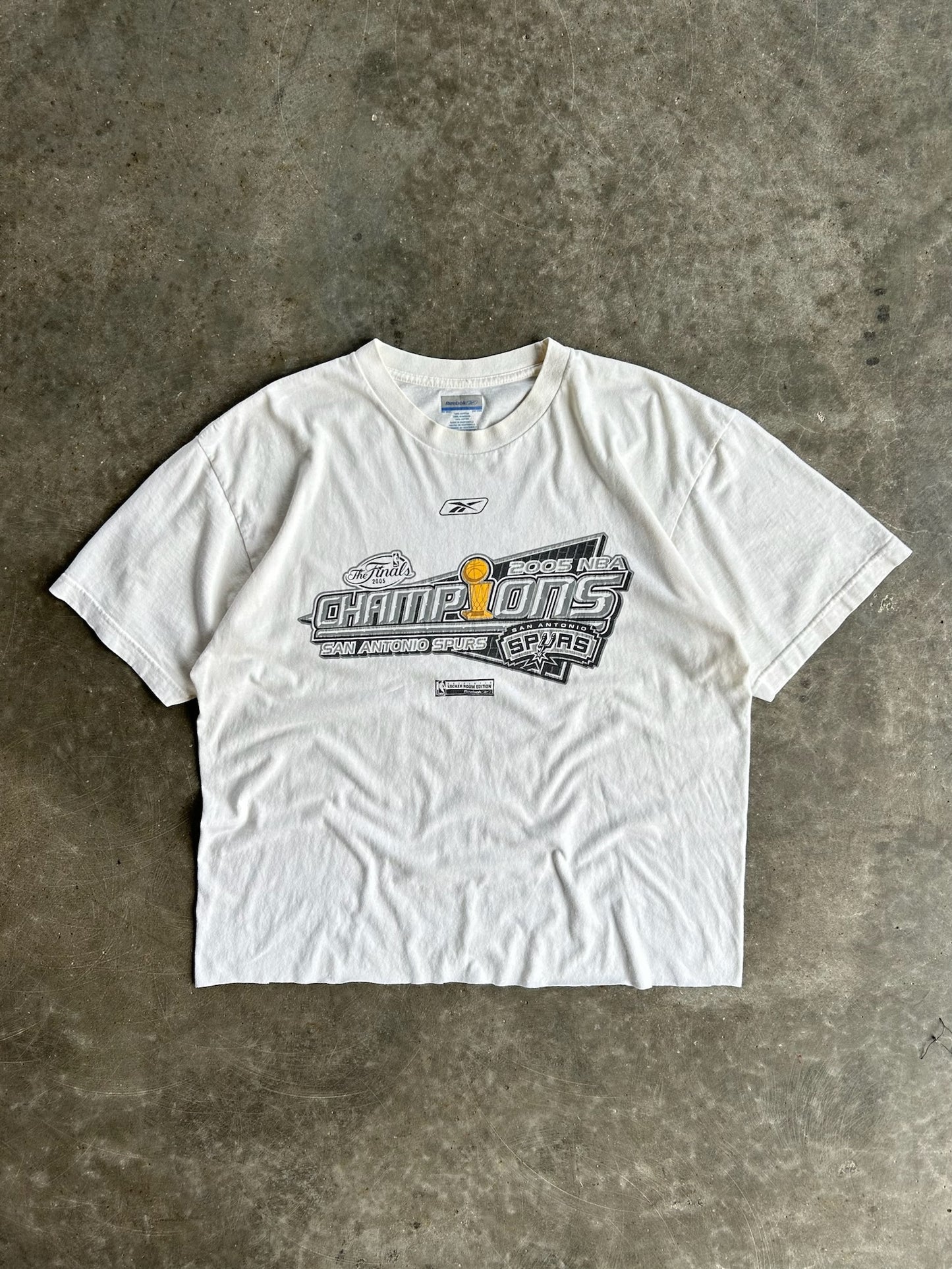 Vintage Reebok San Antonio Spurs NBA Champions Shirt - L