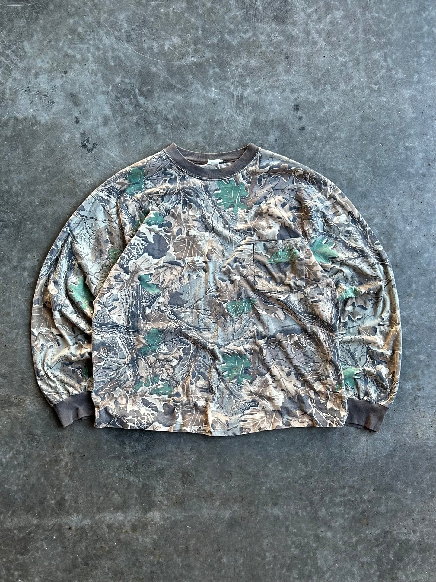 Vintage Long Sleeve Camo Tee -L