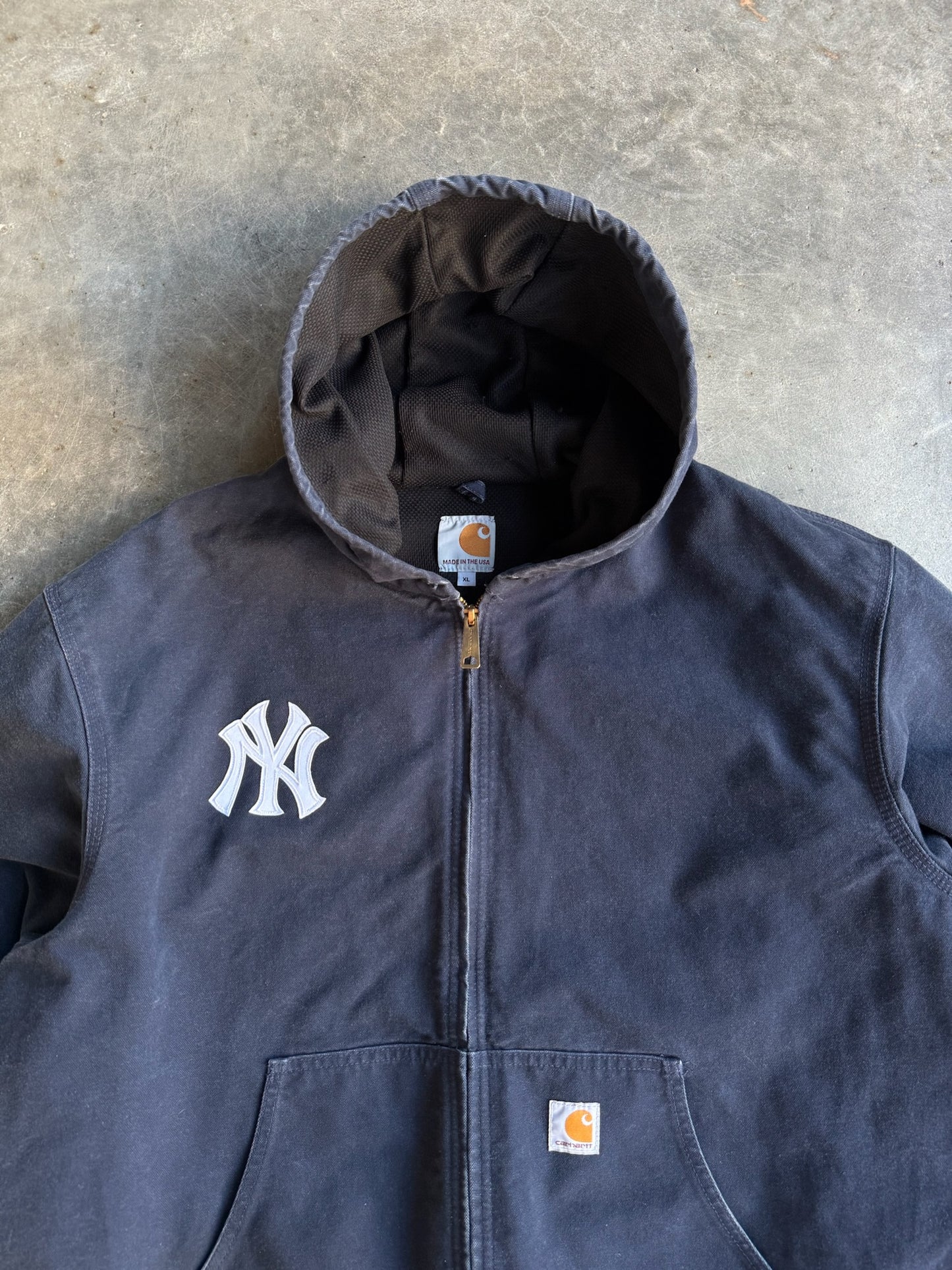 Vintage Dark Navy Hooded Yankees Carhartt Jacket - XL