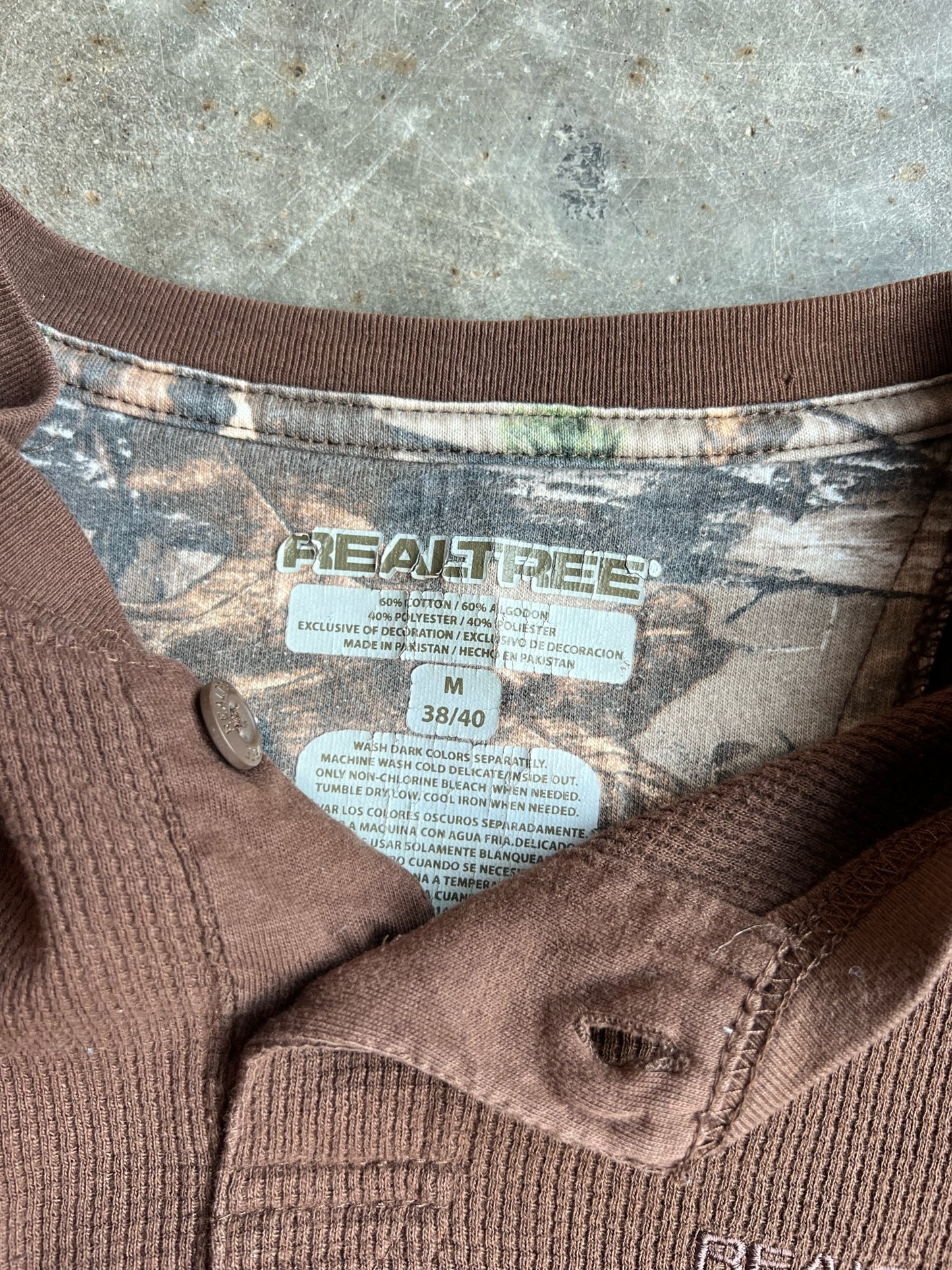 Vintage Brown Cropped RealTree Thermal -  M