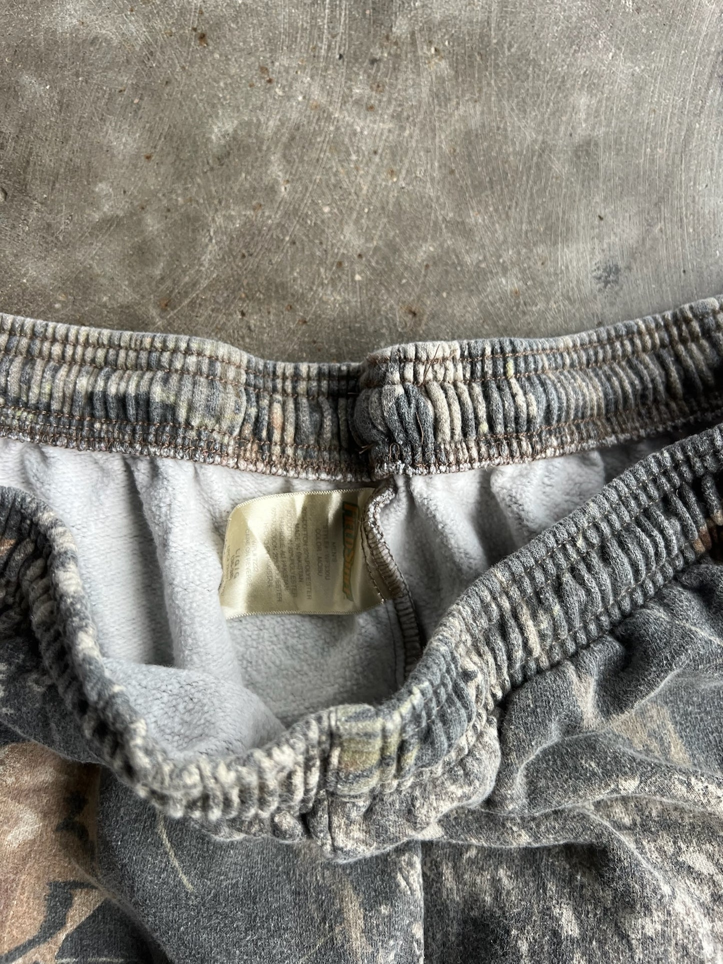 Vintage Faded Camo Sweatpants - L