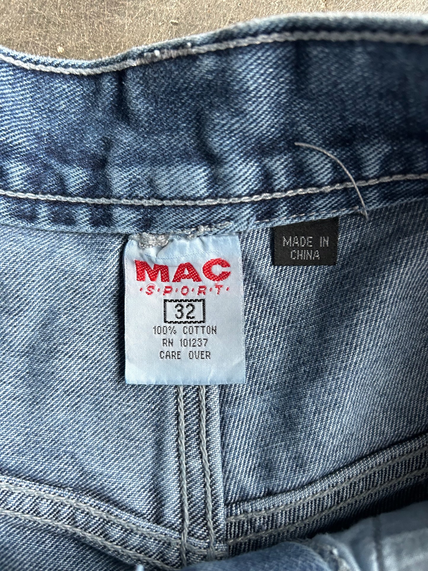 Vintage Medium Wash Mac Sport Carpenter Denim Shorts - 31