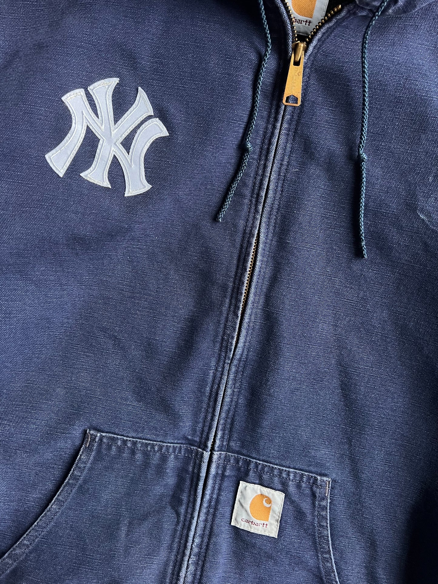 Vintage Navy Yankees Hooded Carhartt Jacket - XL