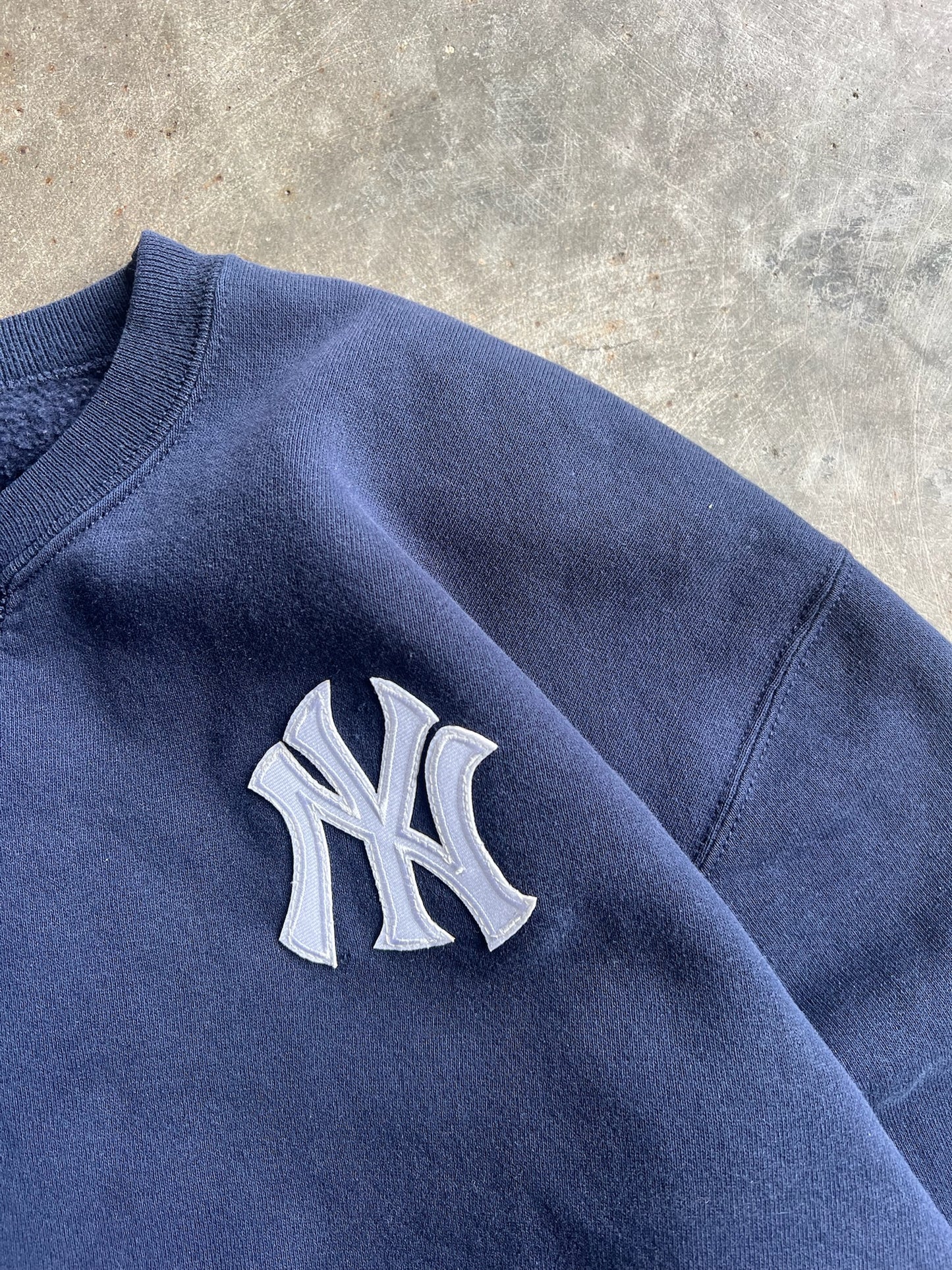 Vintage Navy Yankees Crew - L