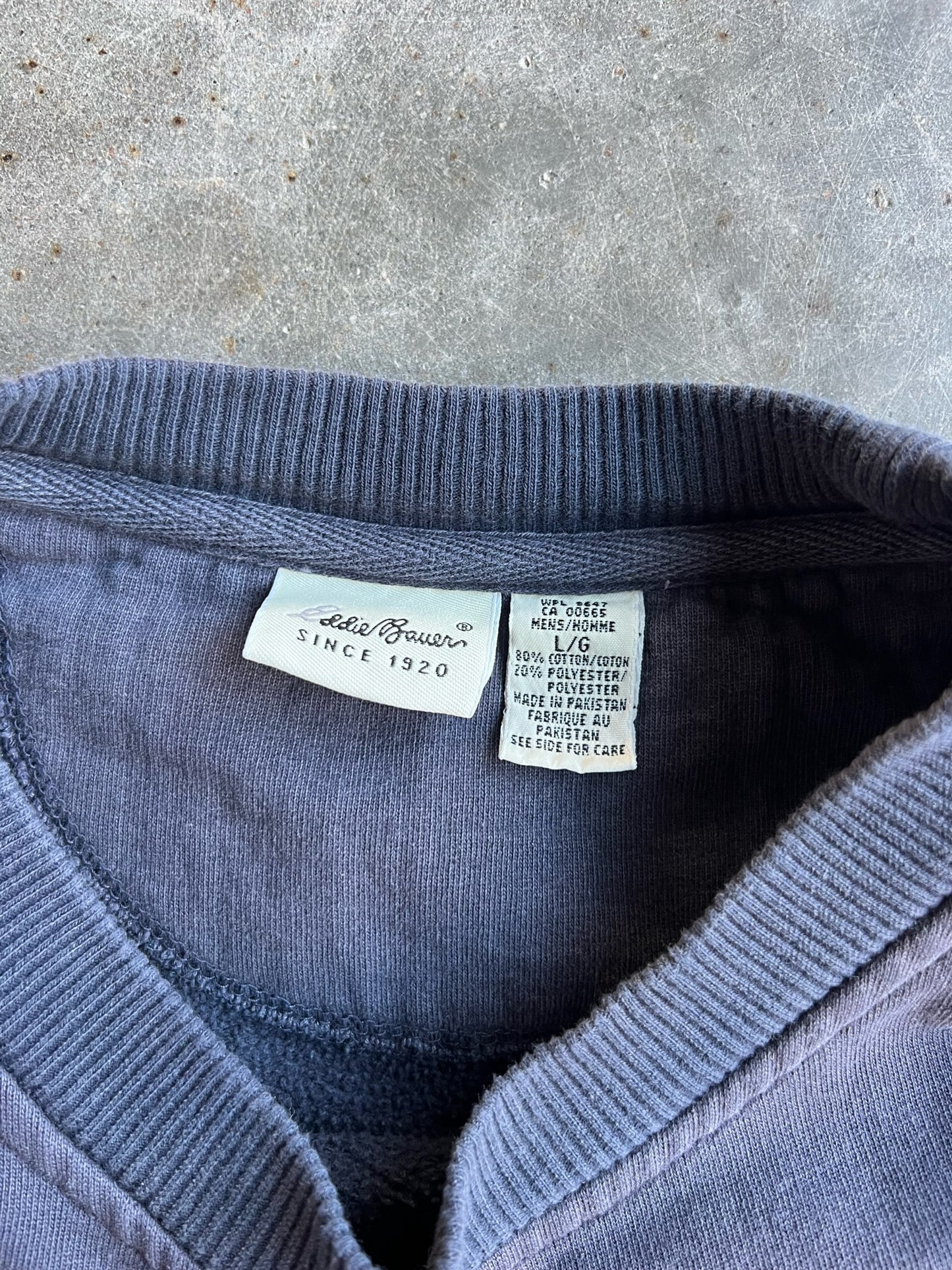 Vintage Navy Eddie Bauer Crew - L