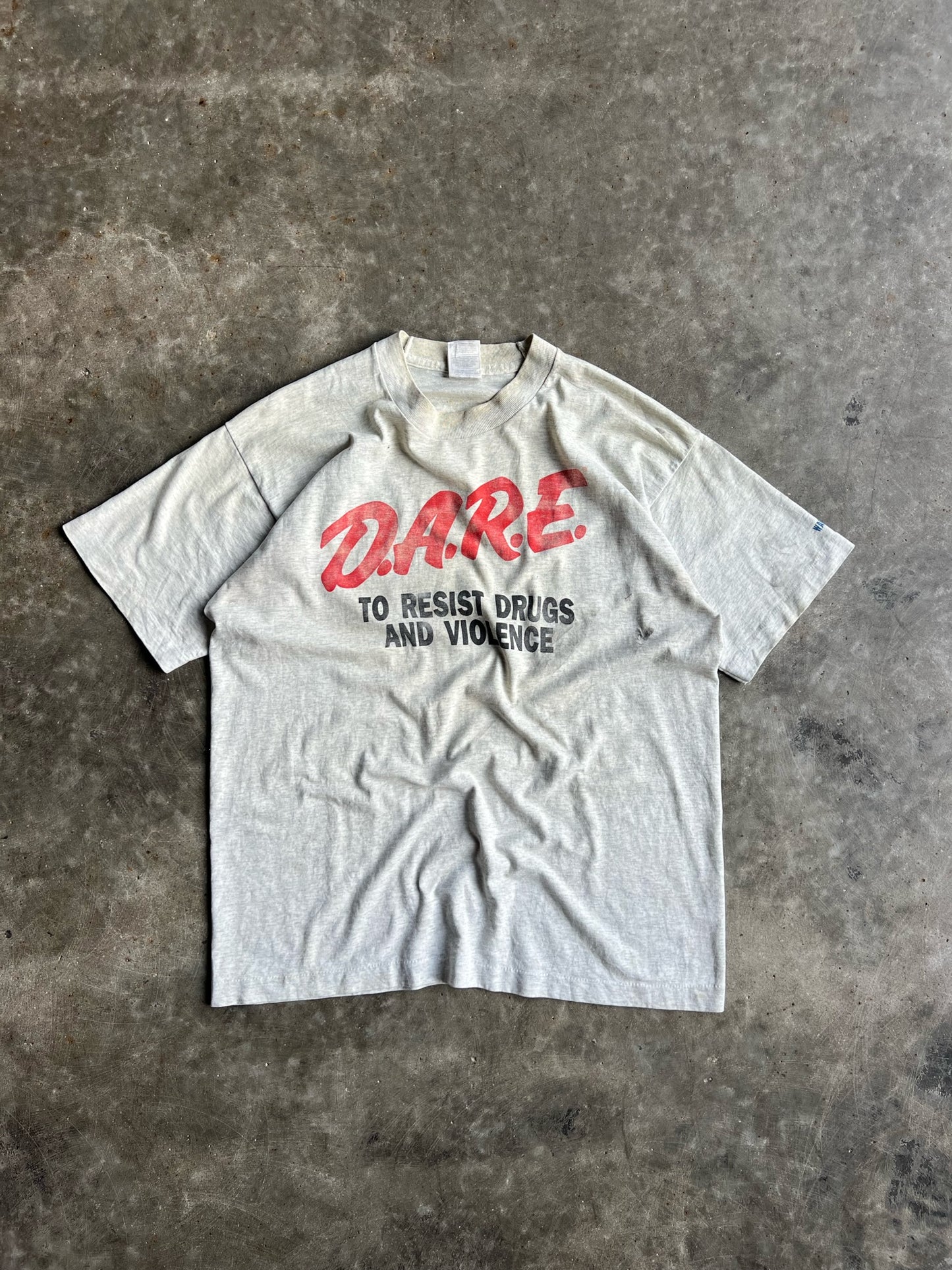 Vintage DARE Resist Drugs Shirt - L