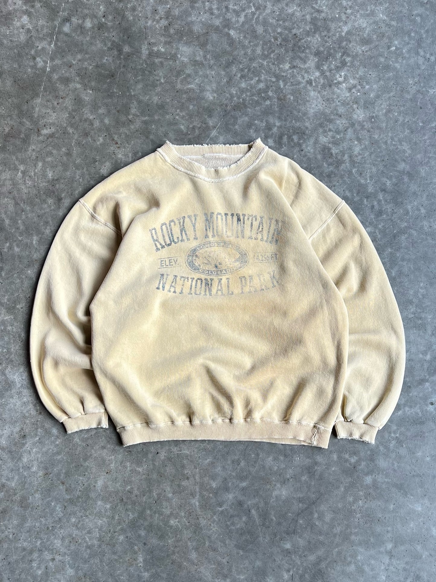 Vintage Faded Yellow Rocky Mountain Crew - M