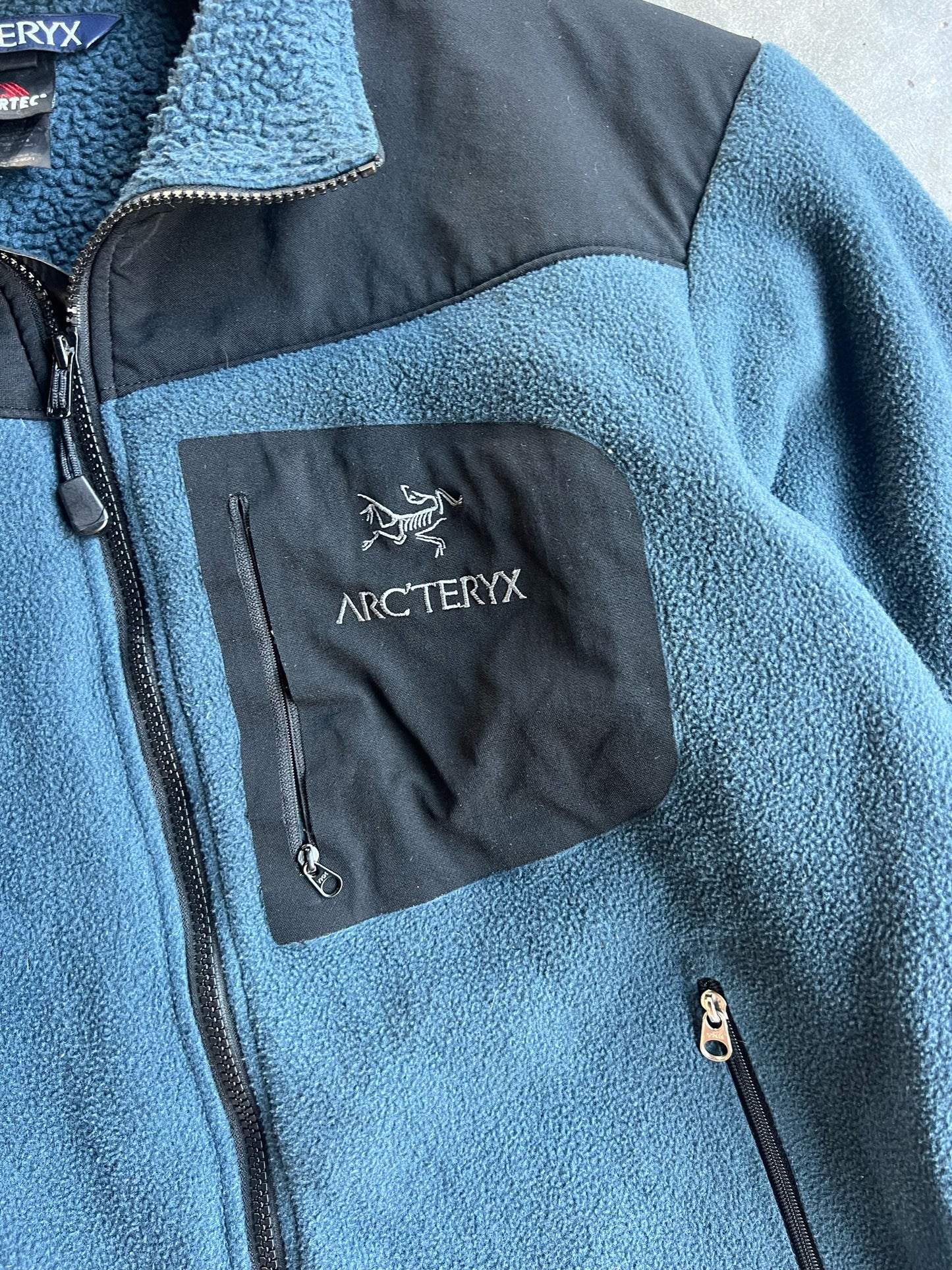 Navy Fleece Arcteryx Zip Up - M