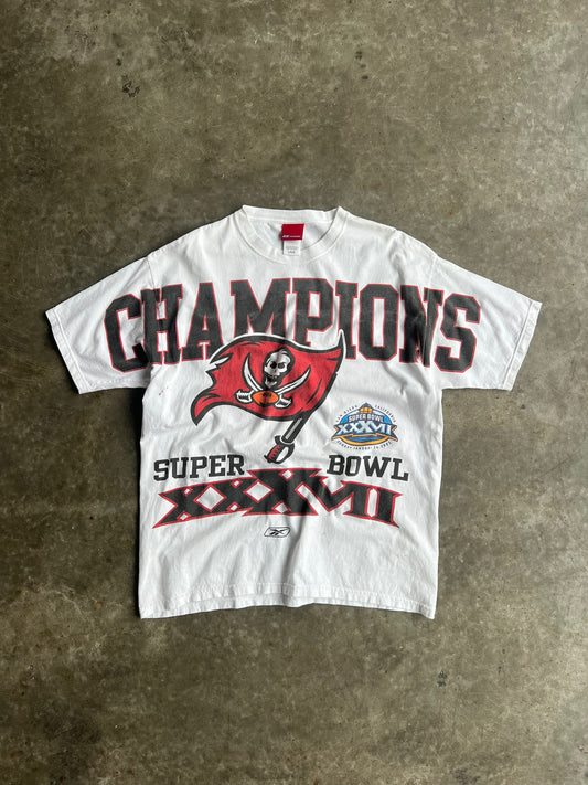 Tampa Bay Buccaneers Super Bowl Champions Shirt - L