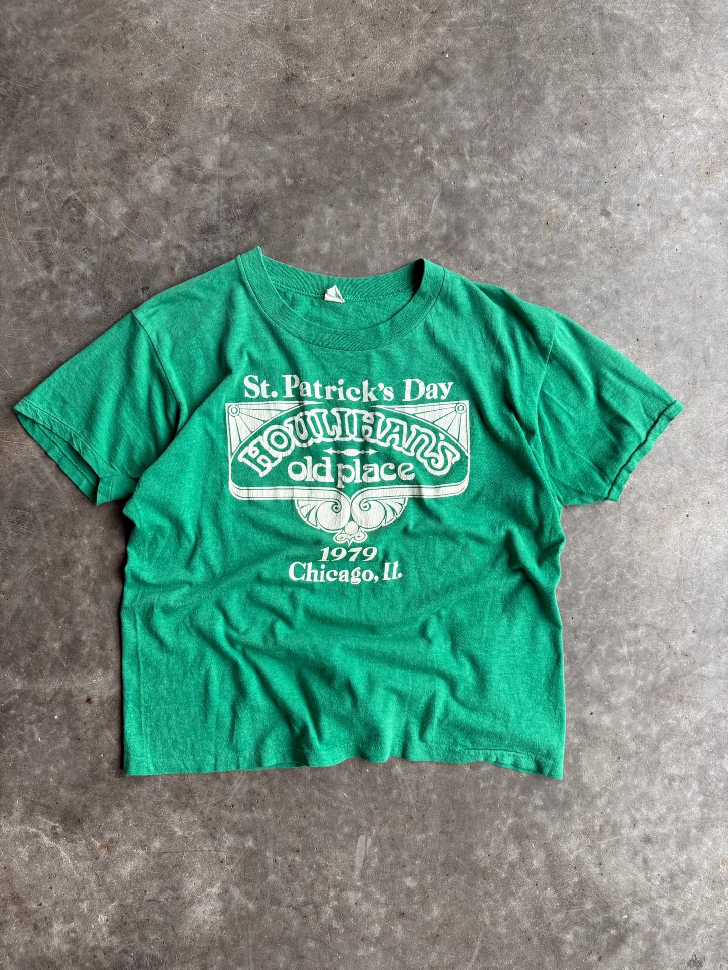 Vintage Houlihan’s Old Place 1979 St. Patrick’s Day Shirt - XL