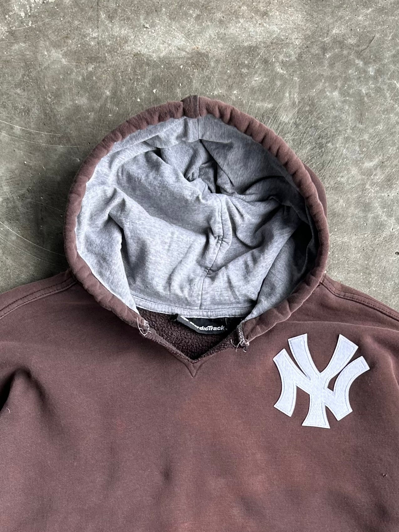 Vintage Brown NY Yankees Zip Up - XL