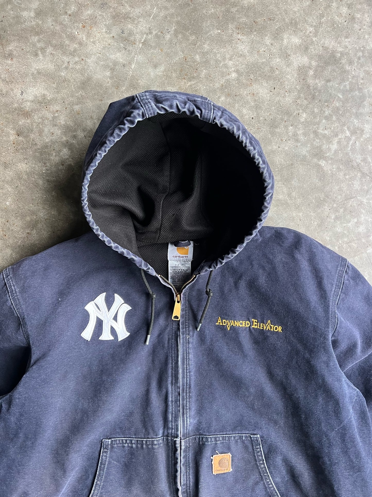 Vintage Yankees Navy Advanced Elevator Hooded Carhartt Jacket - XL